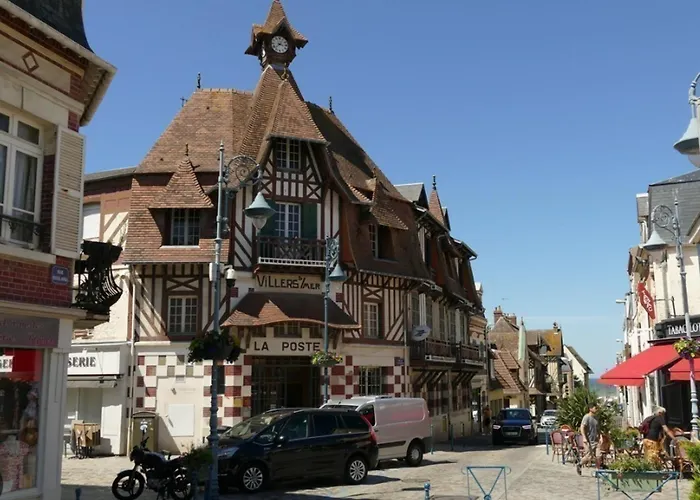 2 Pièces Avec Balcon Et Parking à 50 M De La - Fr-1-712-15 * Villers-sur-Mer