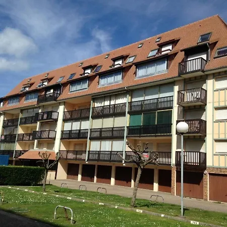 2 Pieces Avec Balcon Sud A 50m De La Plage, Parking Privatif - - Fr-1-712-15 Villers-sur-Mer