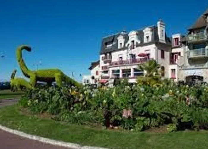 Avec Balcon Et Parking A 50 M De La - Fr-1-712-15