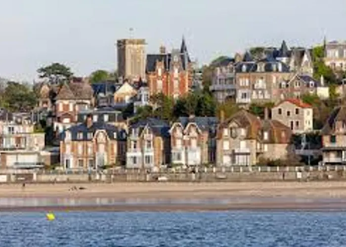 Апартаменты Avec Balcon Et Parking A 50 M De La - Fr-1-712-15 *